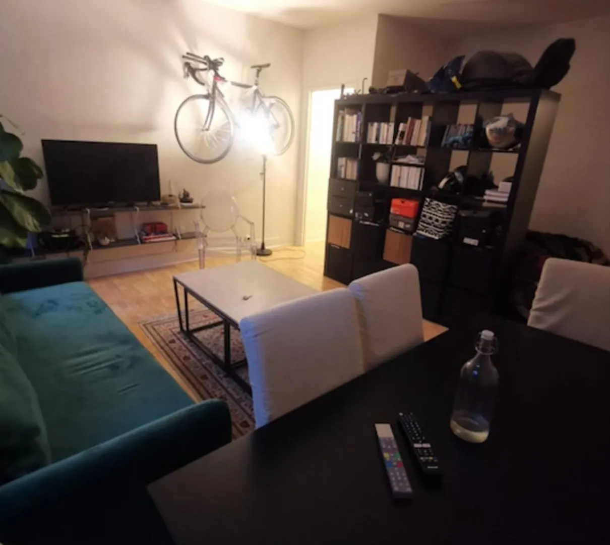 Bright In The Centre Of Apartment *