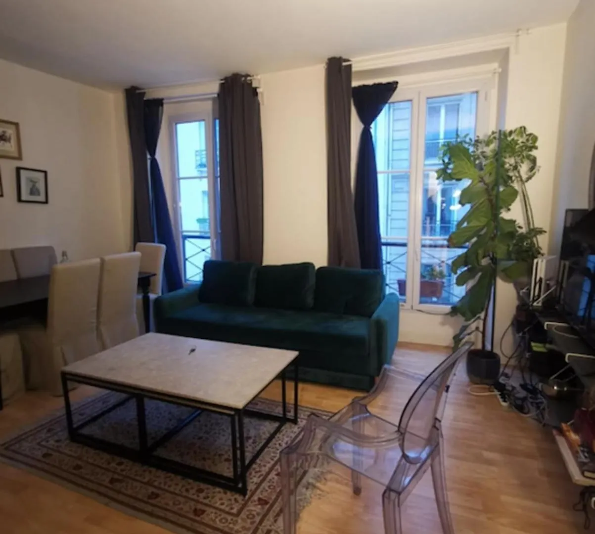 Bright In The Centre Of Appartement